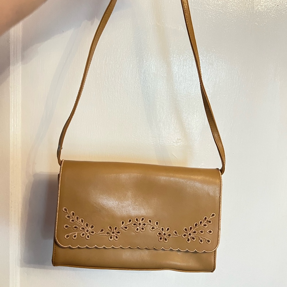 Vintage Me Too Tan shoulder purse - Y2K